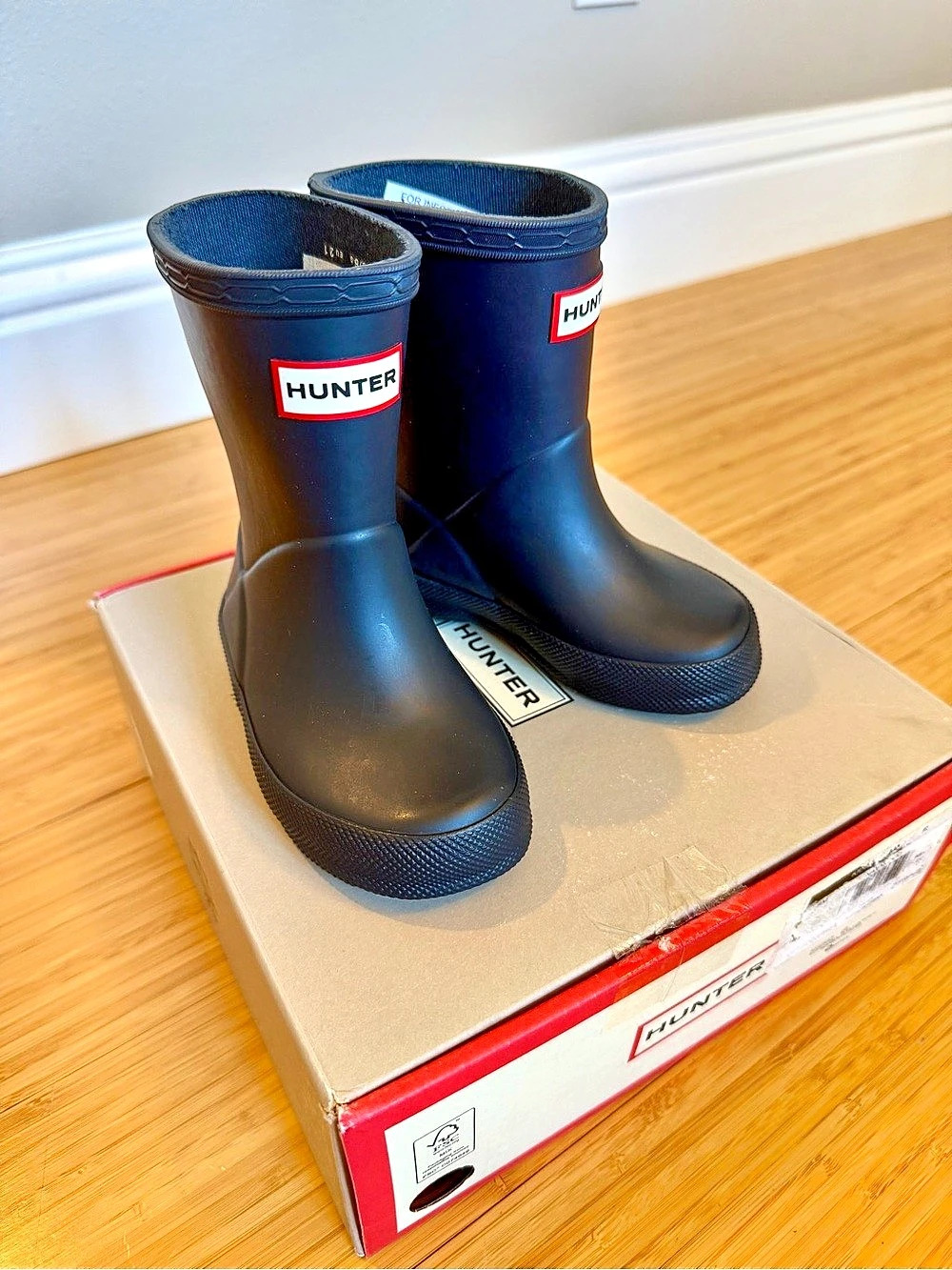 Hunter Original Tall Rain Boots Dark Navy Toddler US 6 NWT